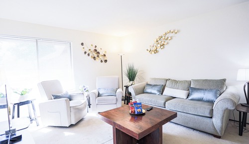 Casa familiar, patio, junto al lago