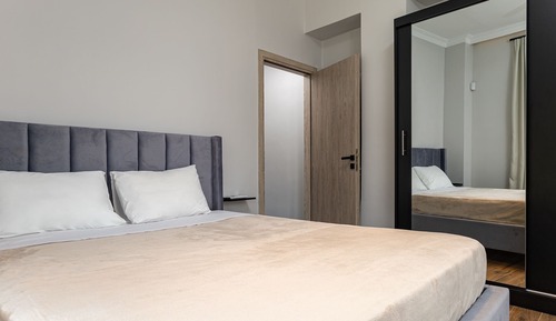 Casa familiar, 2 habitaciones, cocina, planta baja