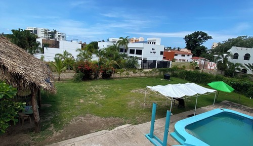 Apartamento familiar, vistas al patio