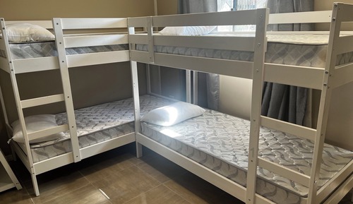 Dormitorio compartido básico, solo para mujeres