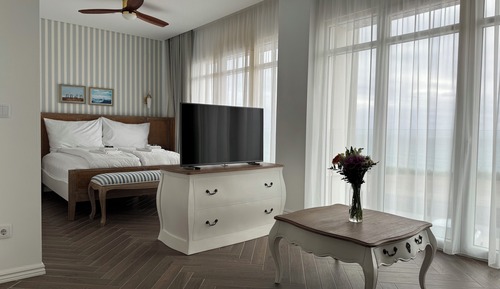 Ocean View Apartments - Ocean View