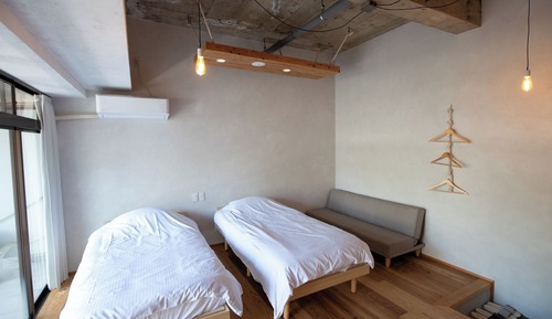 Habitación superior con 2 camas individuales, no fumadores, baño compartido