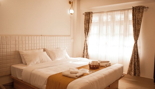 Habitación familiar, balcón, vistas a la ciudad