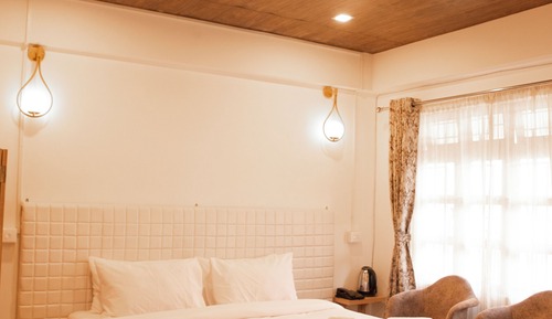 Estudio ejecutivo, balcón, vistas a la ciudad