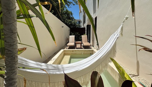 Suite Elite, piscina privada, vistas a la piscina