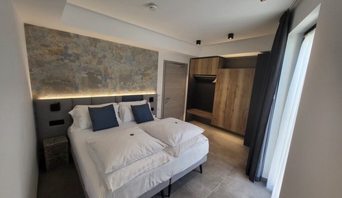 Suite con patio e vista lago