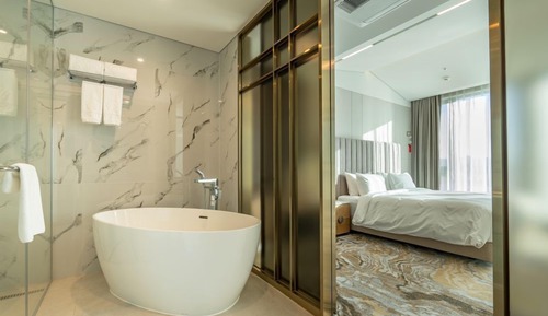 Suite junior, vistas al lago