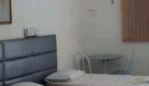 Habitación estándar con 1 cama doble o 2 individuales