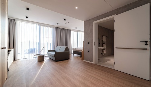 Habitación Confort con 1 cama doble o 2 individuales, balcón, vistas al campo de golf