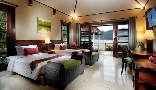 Habitación de lujo con 1 cama doble o 2 individuales, balcón, vistas al mar