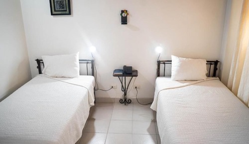 Habitación estándar con 2 camas individuales