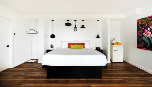 Ocean Facing King (ADA), First Floor