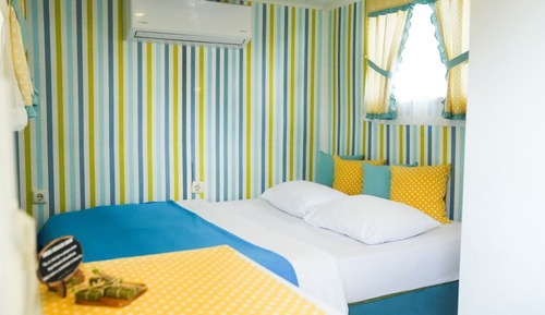 Casa móvil estándar, 1 cama de matrimonio con sofá cama, vistas al jardín