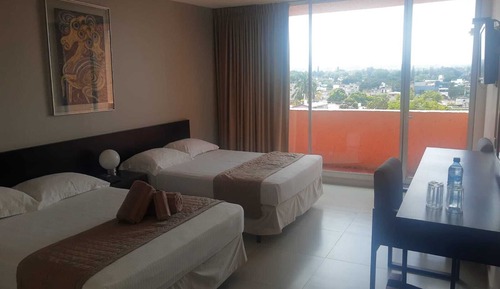 Habitación Deluxe doble, balcón, vistas a la ciudad