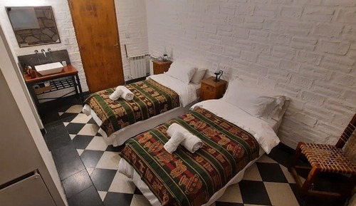 Habitación Confort con 1 cama doble o 2 individuales