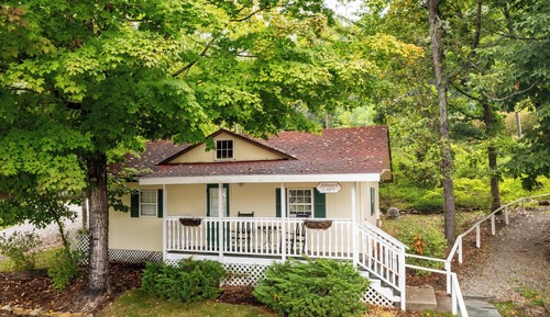 Cabaña, no fumadores (Johnny's Cabin)