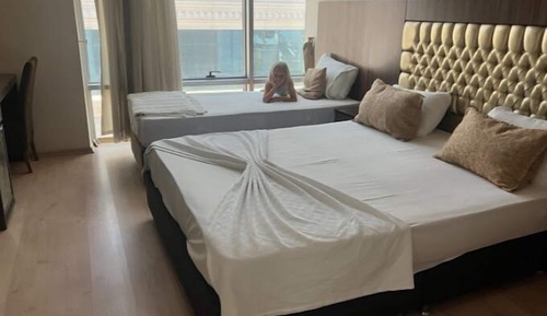 Habitación triple Deluxe, vistas a la ciudad