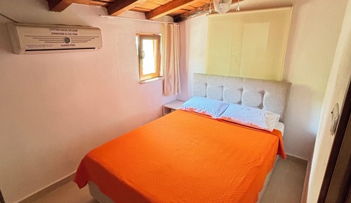 Habitación básica doble, baño privado