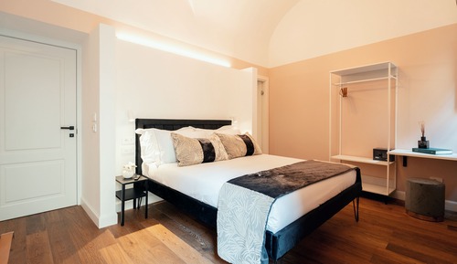 Habitación básica, vistas al patio