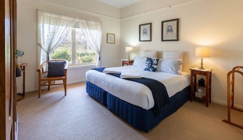 Casa exclusiva, varias habitaciones, vistas al viñedo