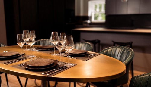 Apartamento de lujo, patio, vistas al jardín