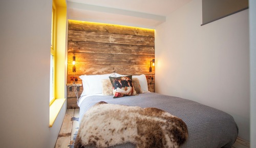 Higgihaus Apartment 2, Clare St Aparthotel