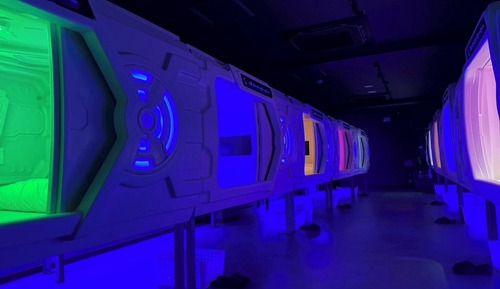 Habitación estándar doble, 1 cama doble, no fumadores, baño compartido (Capsule Room)