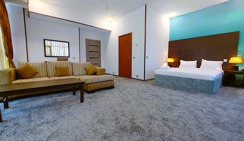 Quadruple Suite