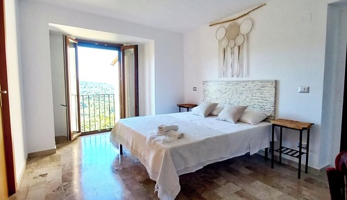 Habitación doble, vistas a la montaña