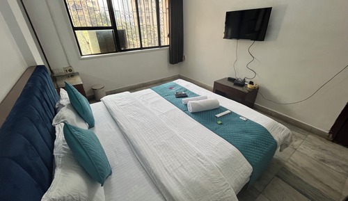 Double Room with Private Bathroom