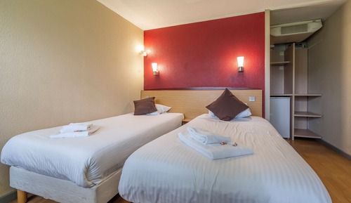 Superior Room Twin with daily cleaning