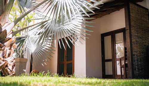 Suite Confort, vistas a la piscina