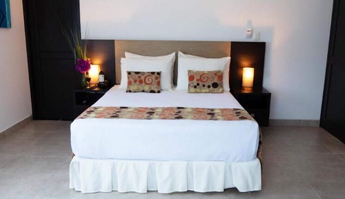 Habitación estándar con 1 cama doble o 2 individuales