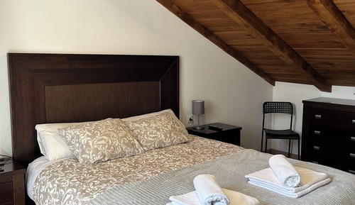 Ático familiar, vistas a la montaña