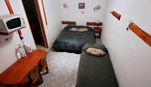 Habitación básica, balcón, vistas a la montaña