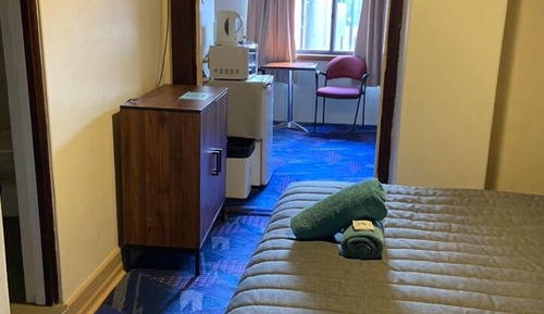 Habitación estándar doble, 1 cama de matrimonio, baño privado