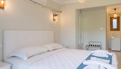 Habitación Confort doble, 1 cama doble, no fumadores, vistas al jardín