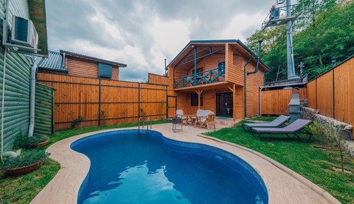 Deluxe Room FOREST VIEW