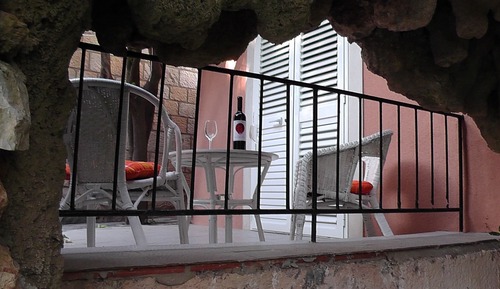 Habitación básica, patio, vistas al jardín