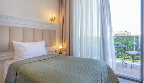 Standard Double or Twin Room with Balcony