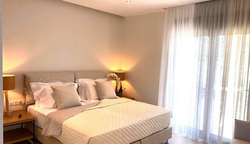 Estudio de lujo, vistas al mar