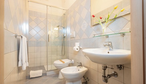 Matrimoniale doccia Comfort senza balcone