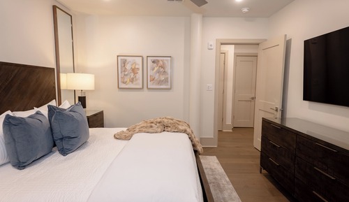 Apartamento exclusivo, 5 habitaciones, balcón (205)