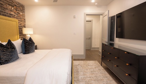 Apartamento exclusivo, 5 habitaciones, balcón (305)
