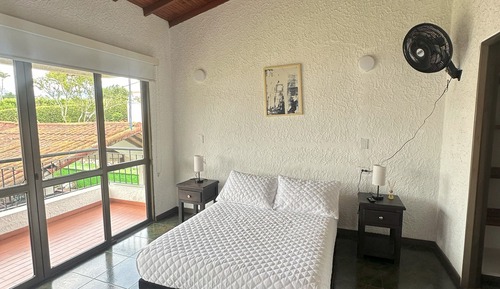 Habitación doble, balcón, vistas a la piscina