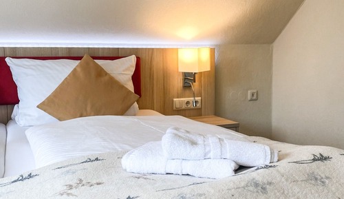 Deluxe Double Room, Balcony, Courtyard View