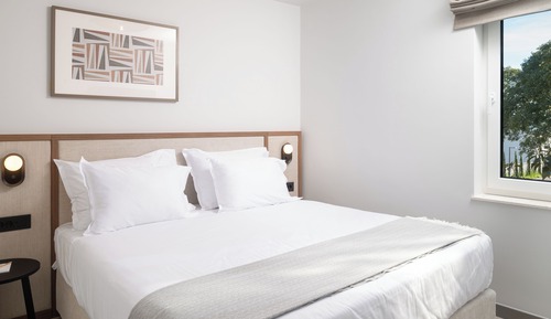Apartamento superior, balcón