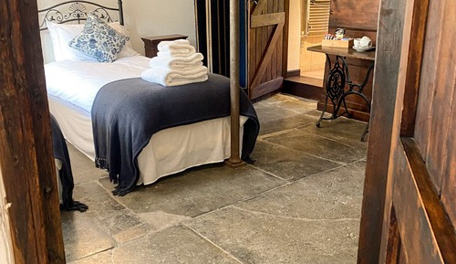 Habitación Confort con 2 camas individuales, baño privado