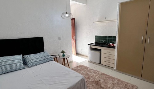 Habitación básica con 1 cama doble o 2 individuales