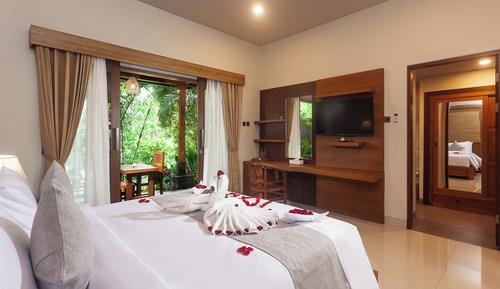 Villa, 1 cama de matrimonio grande, fumadores, vistas al jardín